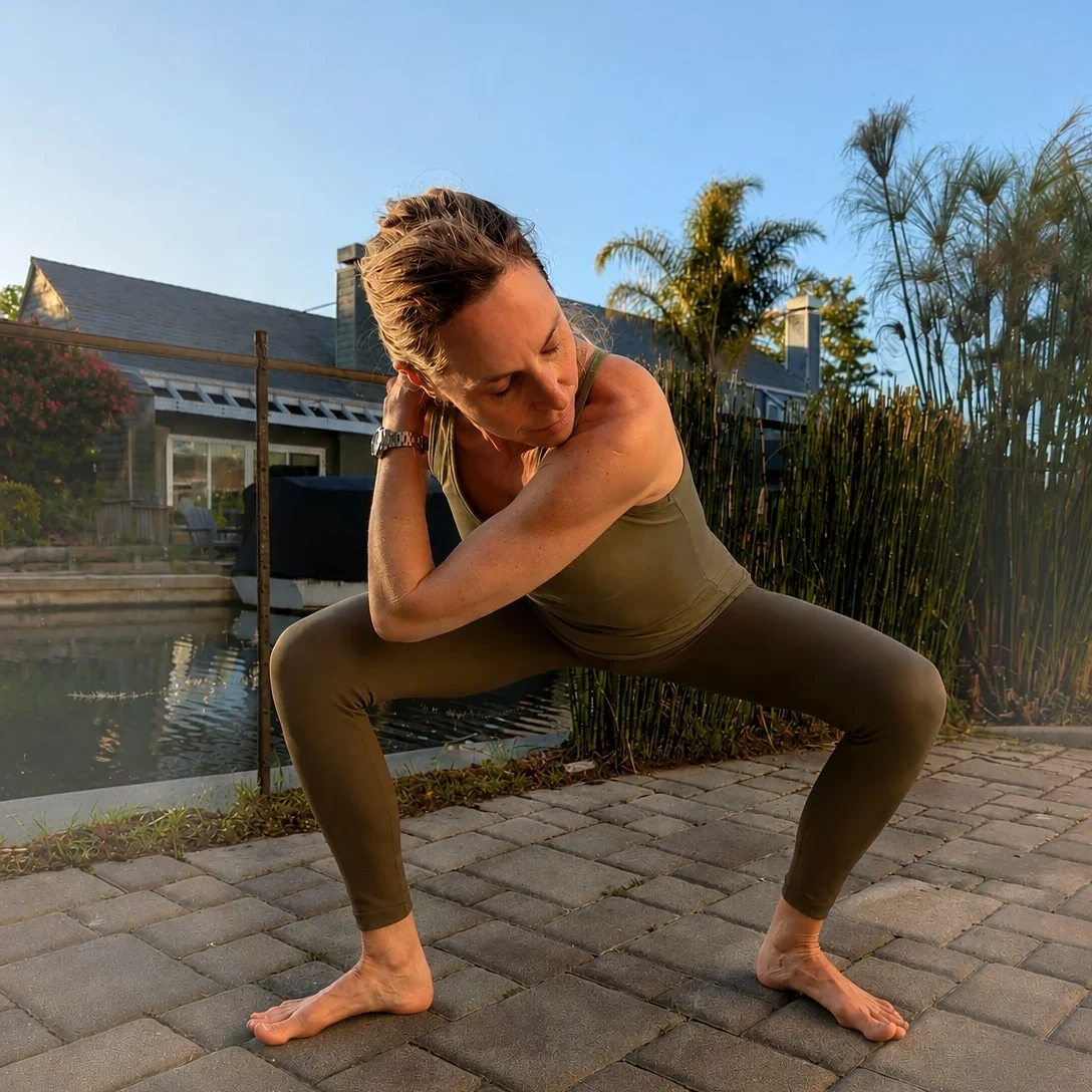 Anat demonstrating a Fascial Maneuver outdoors
